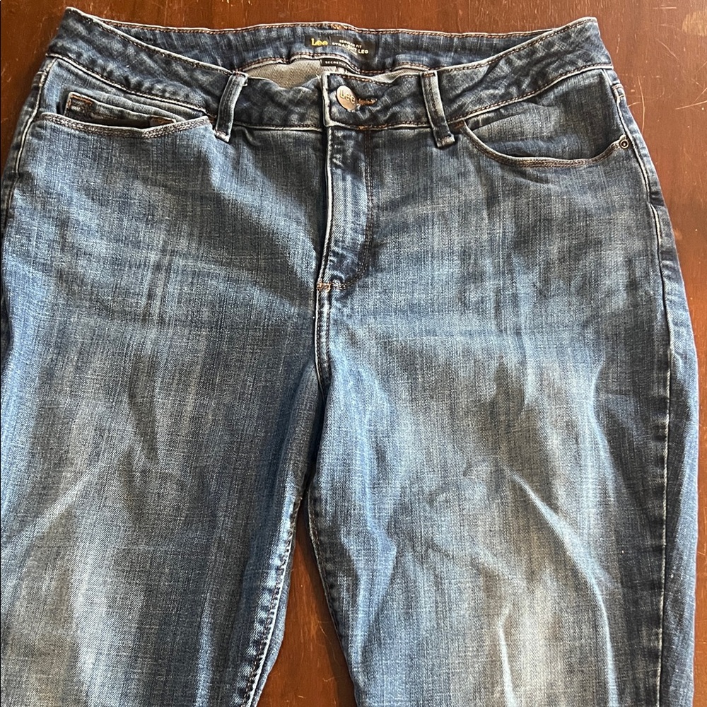 Lee Women's Classic Straight Leg Denim Jeans